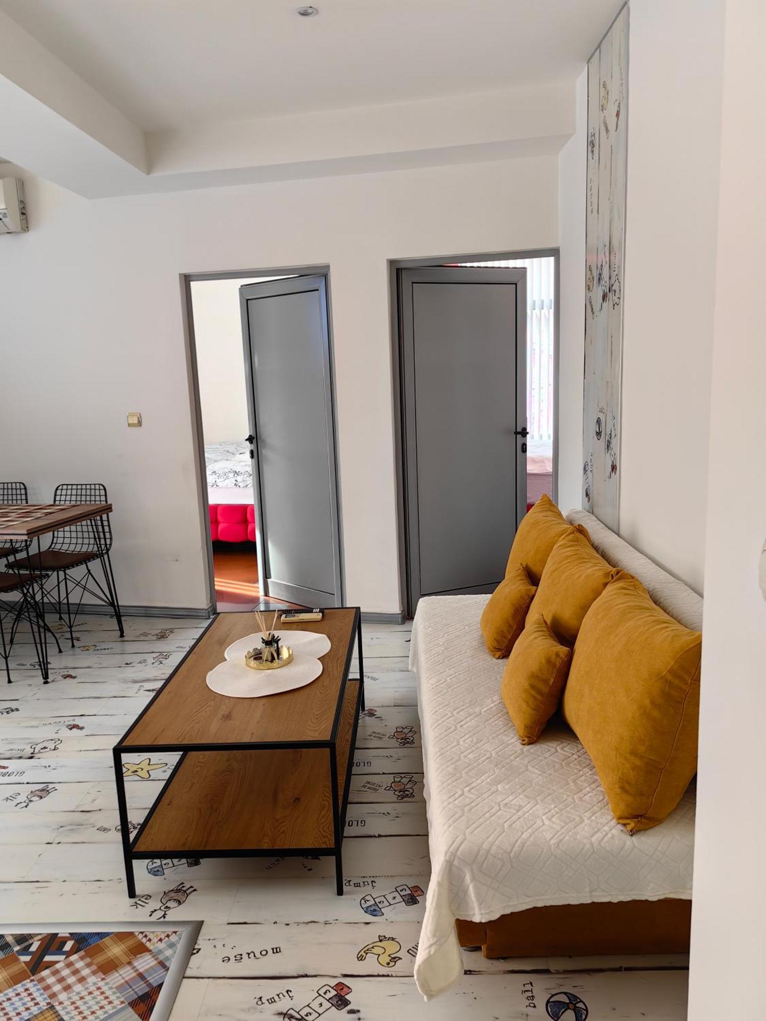 2 Bedrooms Apartment. Plovdiv Exterior foto