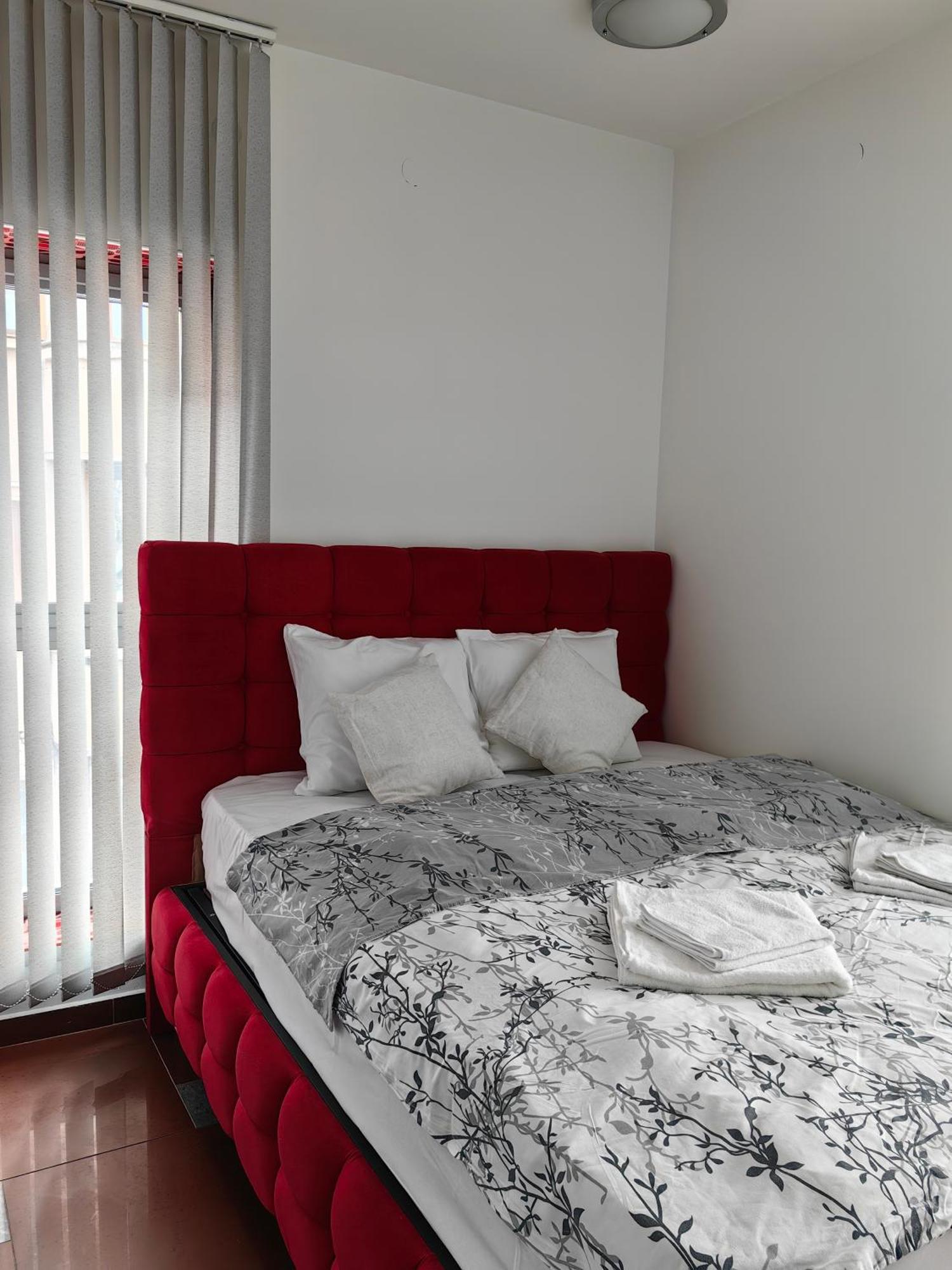 2 Bedrooms Apartment. Plovdiv Exterior foto